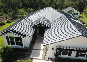 Read more about the article How to Choose the Right Roofing Contractor in Fort Myers and Cape Coral, FL?