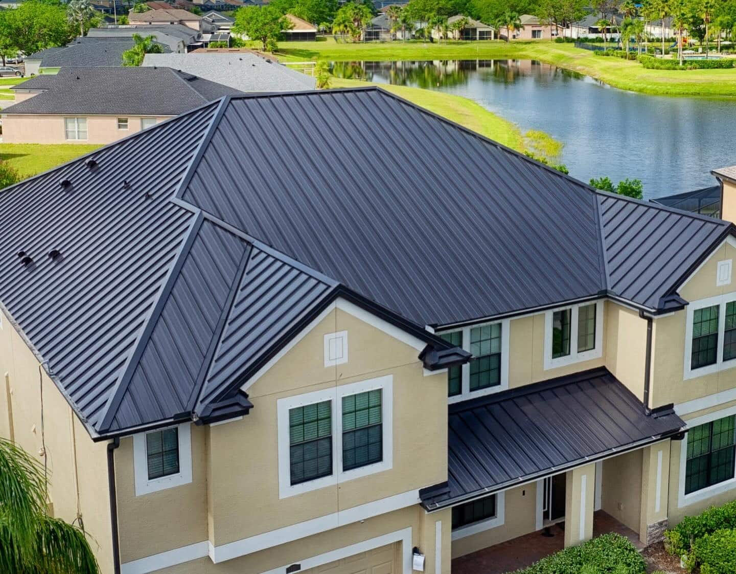 Read more about the article Top Reasons to Choose Metal Roofing for Your Home or Business
