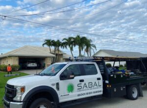 Read more about the article Why Hire Local Roofing Company in Fort Myers and Cape Coral, FL?