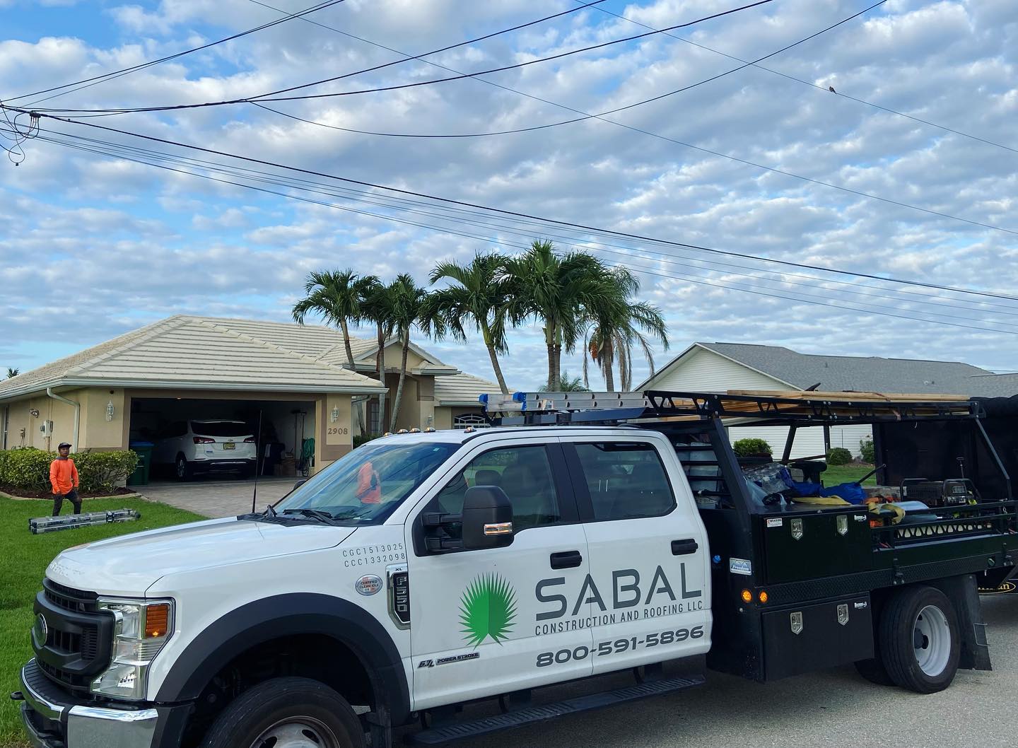 Read more about the article Why Hire Local Roofing Company in Fort Myers and Cape Coral, FL?