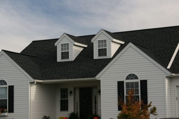 Shingle Roof - Charcoal